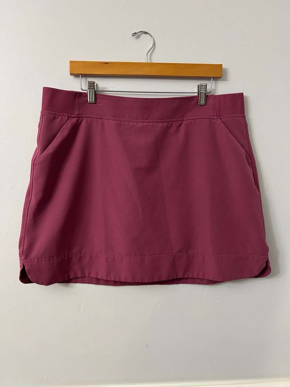 32 Degrees Cool Women's Stretch Woven Active Athletic Skort